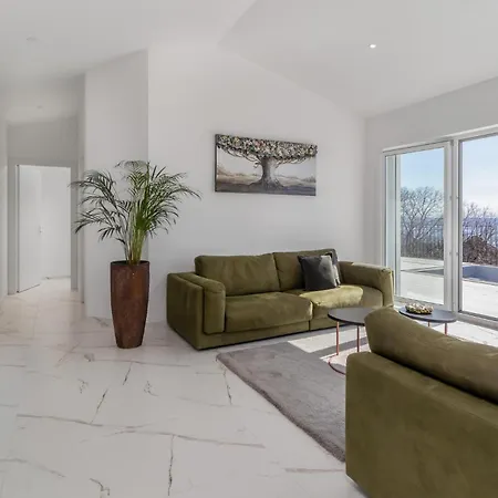 Wave Сasa de vacaciones Kostrena